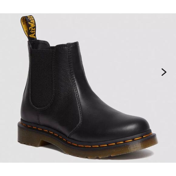 DR. MARTENS 2976 SLIP RESISTING CHELSEA BOOTS - SOFT TOE SIZE 10M main image 8